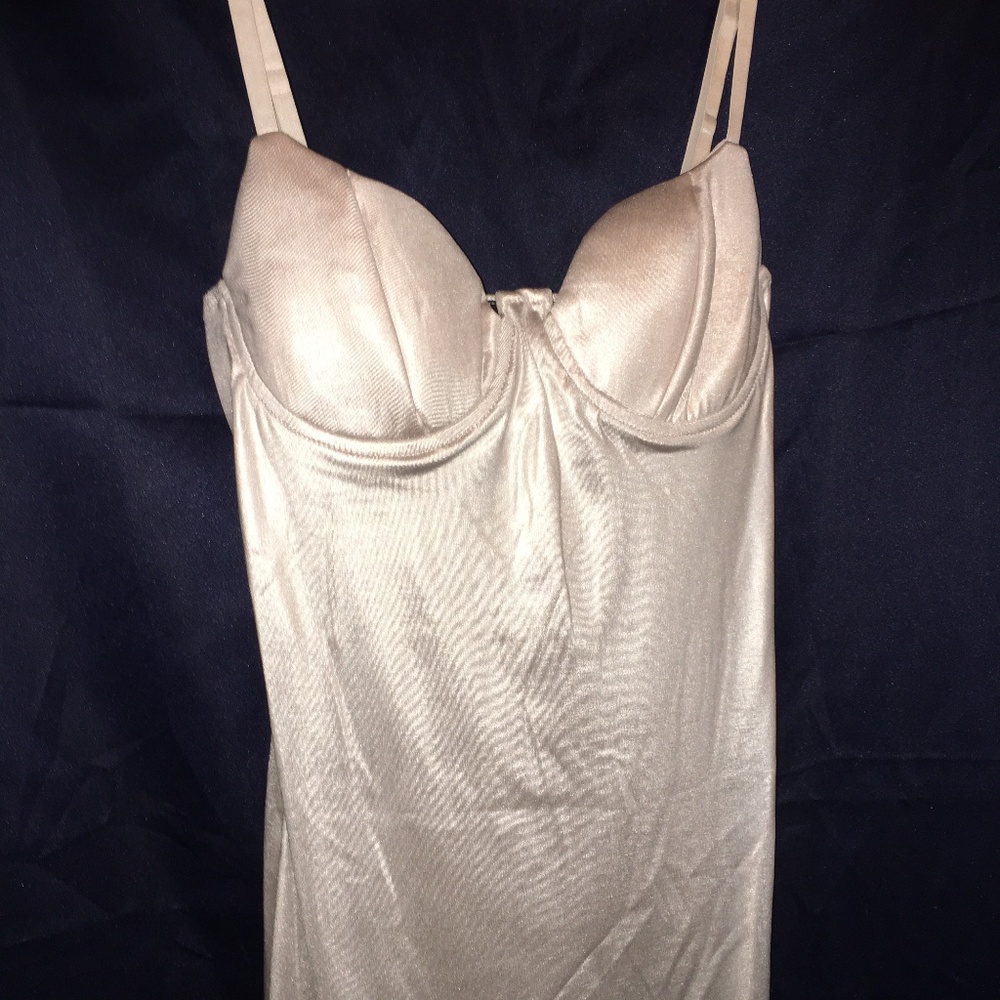 DRESS KIM CINE SIZE LARGE Champagne COLOR - Picture 2 of 6